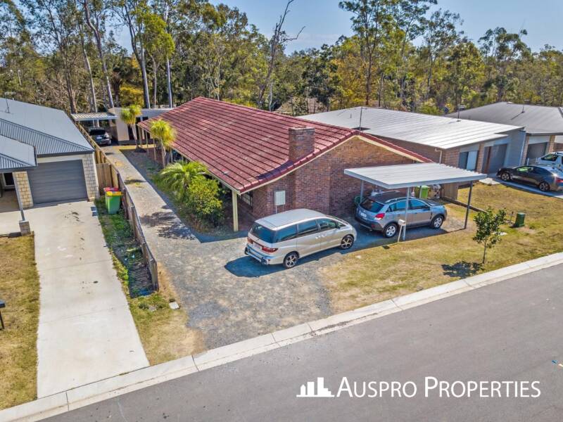 8 Folkes Close, Bellbird Park, QLD 4300 Australia