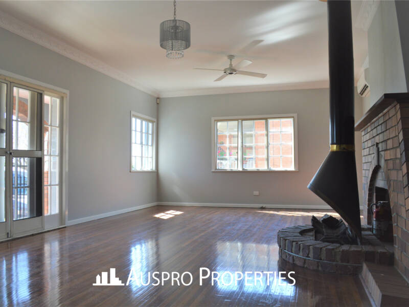 42 Lorinya St, Mansfield, QLD 4122 Australia
