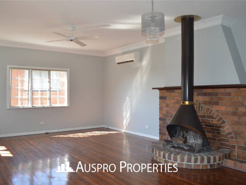 42 Lorinya St, Mansfield, QLD 4122 Australia