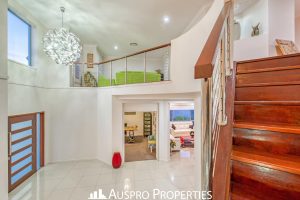 72 Hawthorn Circuit, Stretton, QLD 4116