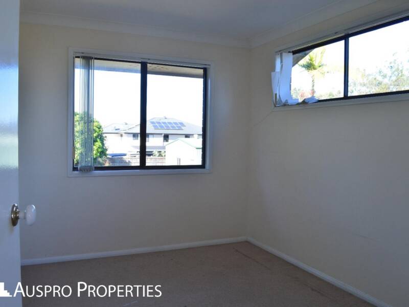 578 Gowan Road, Stretton, QLD 4116 Australia