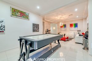 72 Hawthorn Circuit, Stretton, QLD 4116