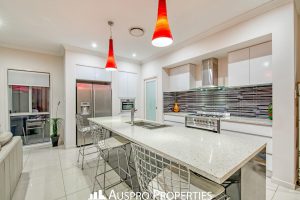 72 Hawthorn Circuit, Stretton, QLD 4116