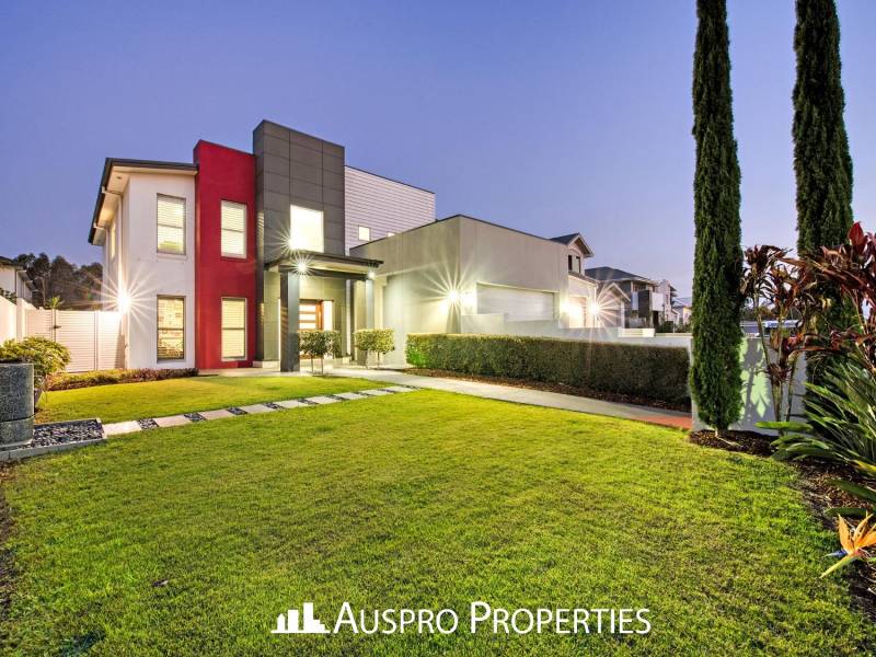 72 Hawthorn Circuit, Stretton, QLD 4116