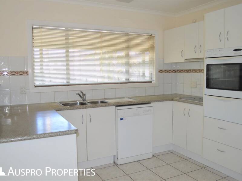 578 Gowan Road, Stretton, QLD 4116 Australia