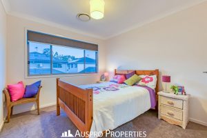 72 Hawthorn Circuit, Stretton, QLD 4116