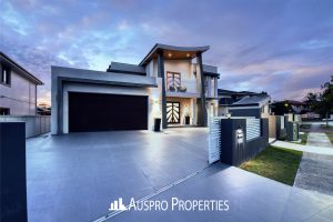 110 The Parkway, Stretton, QLD 4116 Australia