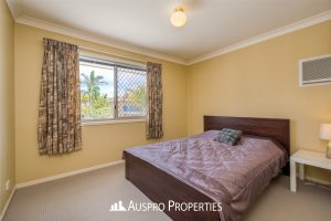 33 Chanel Crescent, Eight Mile Plains , QLD 4113 Australia