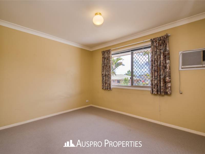 33 Chanel Crescent, Eight Mile Plains , QLD 4113 Australia