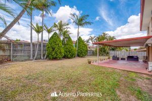 33 Chanel Crescent, Eight Mile Plains , QLD 4113 Australia