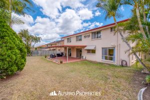 33 Chanel Crescent, Eight Mile Plains , QLD 4113 Australia