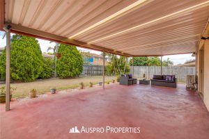 33 Chanel Crescent, Eight Mile Plains , QLD 4113 Australia