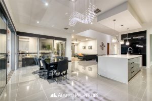 110 The Parkway, Stretton, QLD 4116 Australia