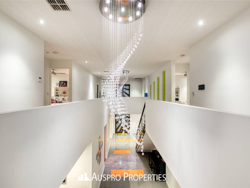 110 The Parkway, Stretton, QLD 4116 Australia
