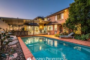 11 Cassia Place, Stretton, QLD 4116 Australia
