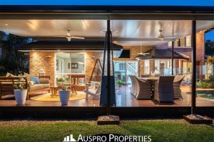 11 Cassia Place, Stretton, QLD 4116 Australia