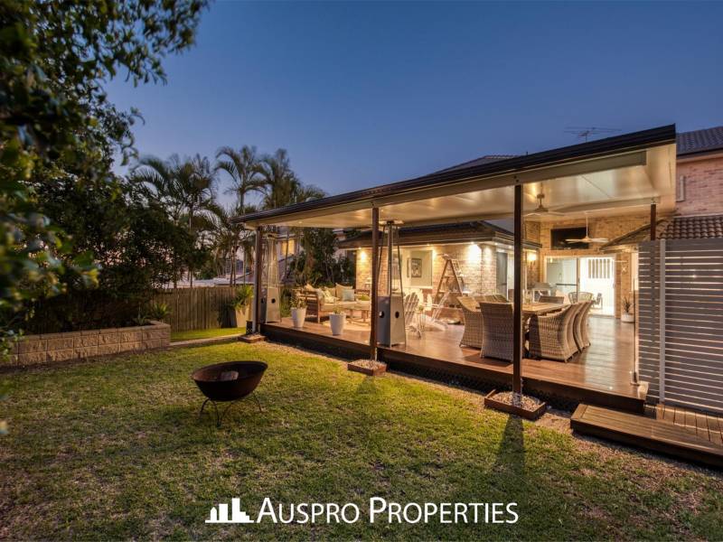 11 Cassia Place, Stretton, QLD 4116 Australia