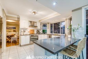 11 Cassia Place, Stretton, QLD 4116 Australia