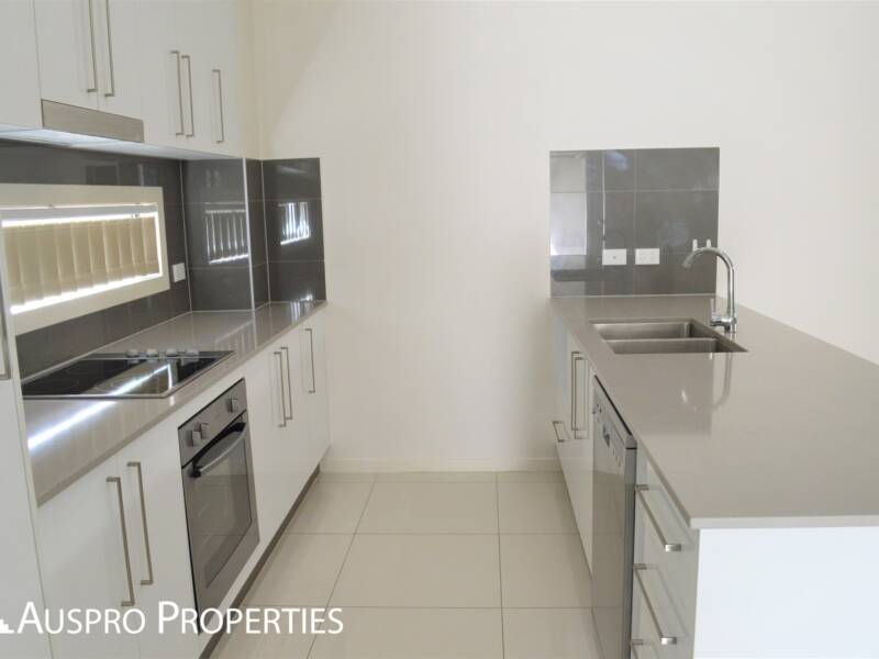 2/34 Tudor Street, Mt Gravatt, QLD 4122 Australia