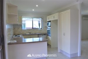 398 Warrigal Rd, Eight Mile Plains , QLD 4113 Australia
