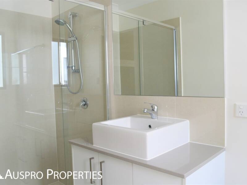 2/34 Tudor Street, Mt Gravatt, QLD 4122 Australia