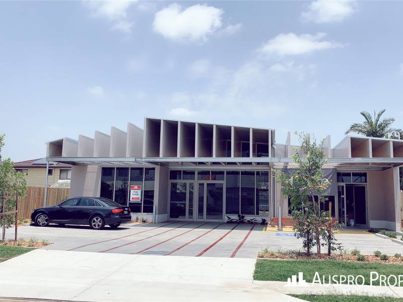 2/4 Woodsiana St, Robertson, QLD 4109 Australia