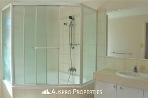145 Ulinga Crescent, Parkinson, QLD  4115 Australia