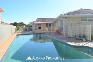 145 Ulinga Crescent, Parkinson, QLD  4115 Australia