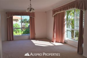145 Ulinga Crescent, Parkinson, QLD  4115 Australia