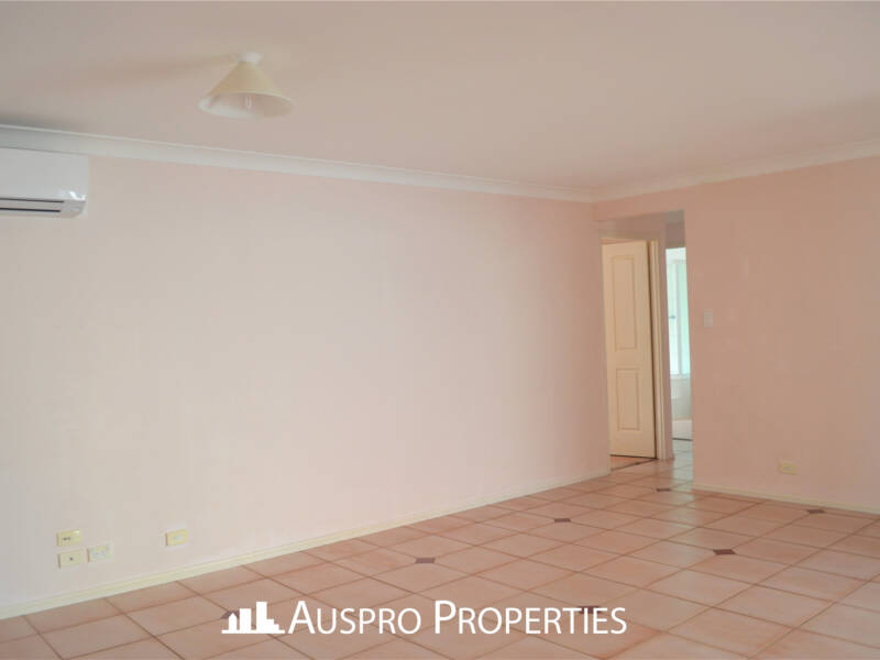 145 Ulinga Crescent, Parkinson, QLD  4115 Australia