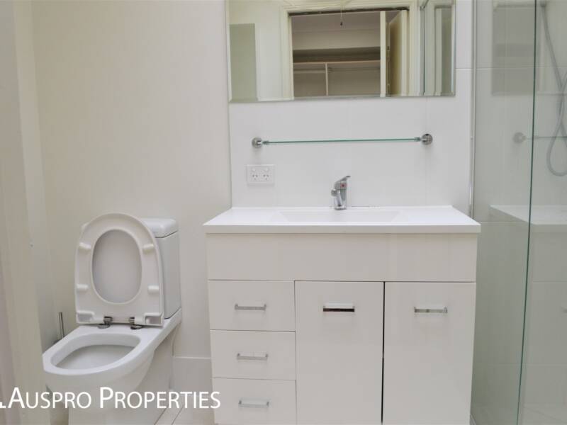18 Firthshire St, Mansfield, QLD 4122 Australia