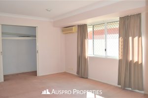 145 Ulinga Crescent, Parkinson, QLD  4115 Australia