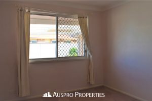 145 Ulinga Crescent, Parkinson, QLD  4115 Australia