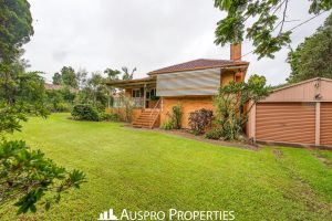 303 Warrigal, Eight Mile Plains , QLD 4113 Australia