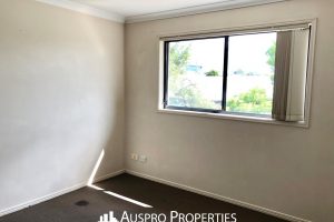25/25 Buckingham St, Eight Mile Plains, QLD 4113 Australia