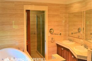 451 Miles Platting Road , Rochedale, QLD 4123 Australia
