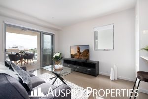 1315/5 Cremin St, Upper Mount Gravatt , Queensland 4122 Australia