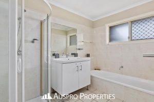 44 Boomaree St, Sunnybank, QLD 4109 Australia