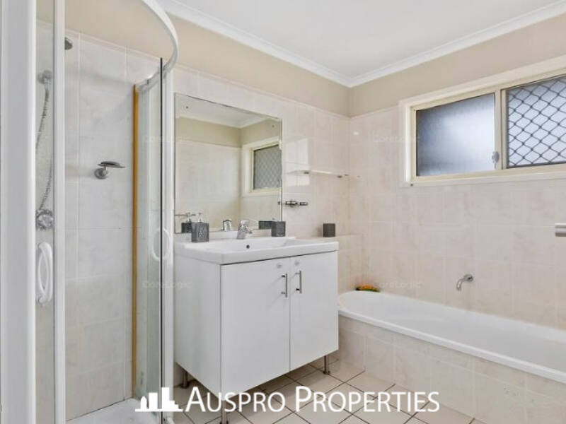 44 Boomaree St, Sunnybank, QLD 4109 Australia
