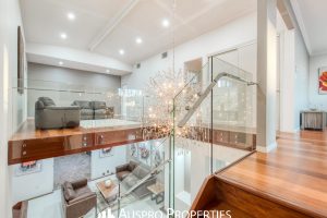 16 Elderbury Place, Stretton, QLD 4116 Australia