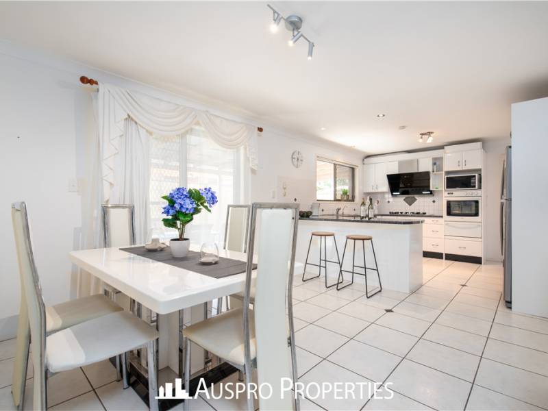 12 Tapioca St, Eight Mile Plains, QLD 4113 Australia