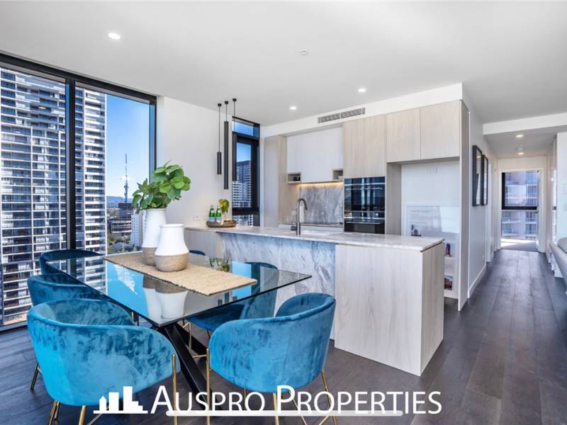 158  Old Burleigh Road , Broadbeach , QLD  4218 Australia