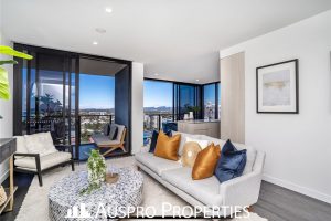 158  Old Burleigh Road , Broadbeach , QLD  4218 Australia
