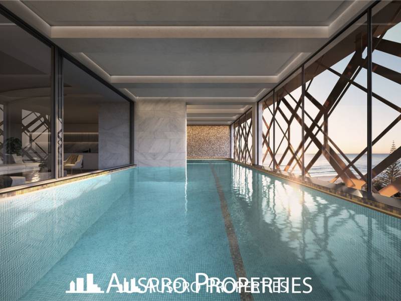 158  Old Burleigh Road , Broadbeach , QLD  4218 Australia