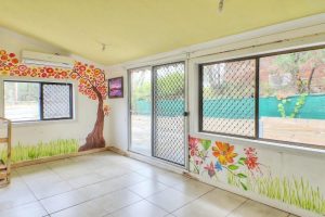 5 Warrigal Road, RUNCORN, QLD 4113 AUSTRALIA