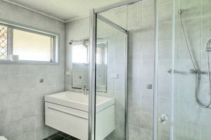 5 Warrigal Road, RUNCORN, QLD 4113 AUSTRALIA