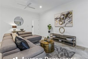 584 Gowan Road, Stretton, QLD 4116 Australia