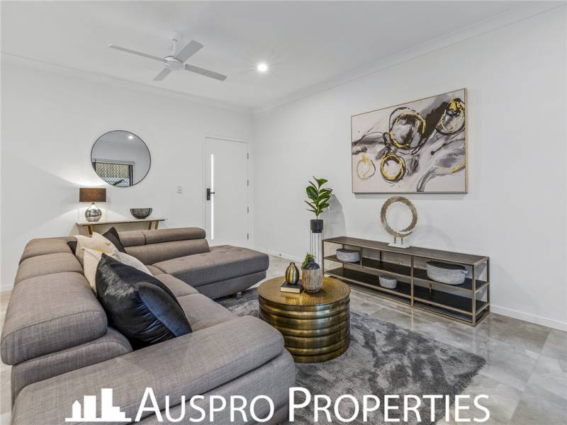 584 Gowan Road, Stretton, QLD 4116 Australia