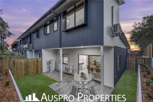 584 Gowan Road, Stretton, QLD 4116 Australia