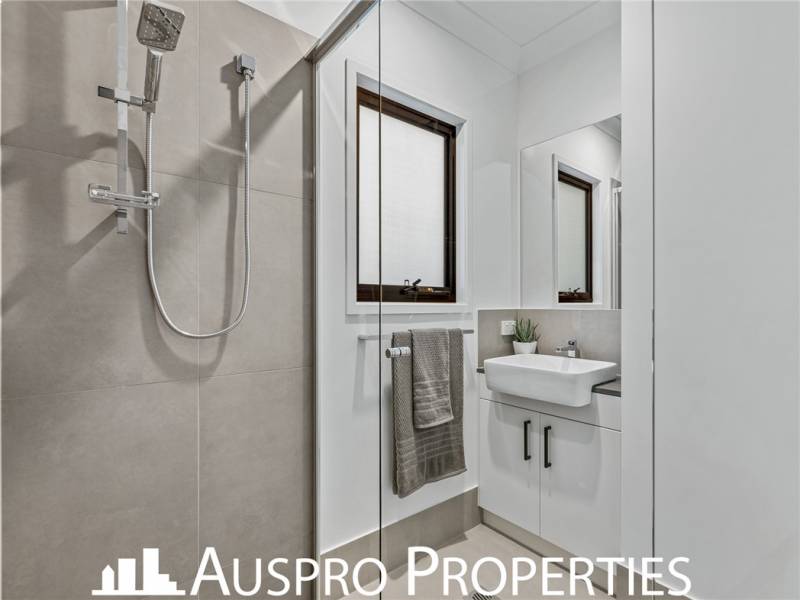 584 Gowan Road, Stretton, QLD 4116 Australia